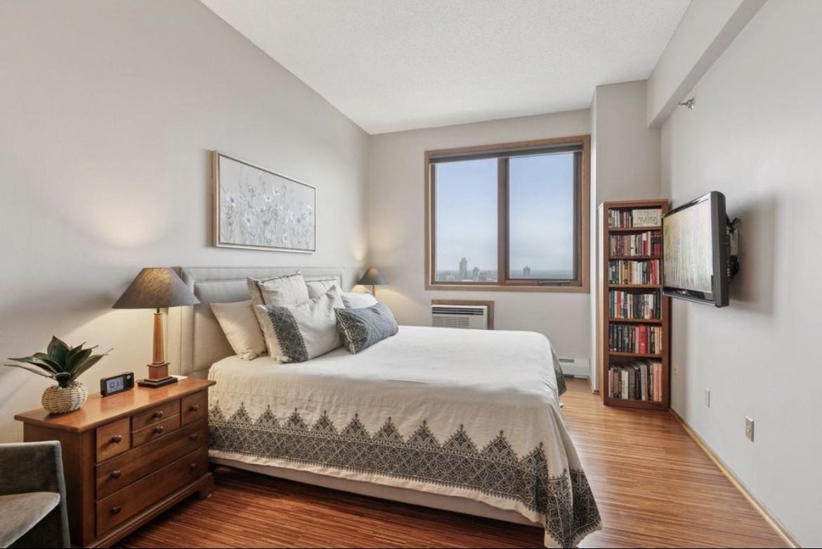 433 S 7th St #2308 - Photo 7 of 19