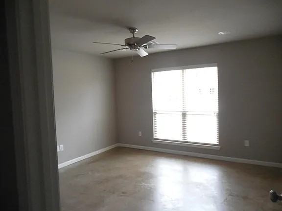 1955 Massee Gdns #NA - Photo 3 of 4