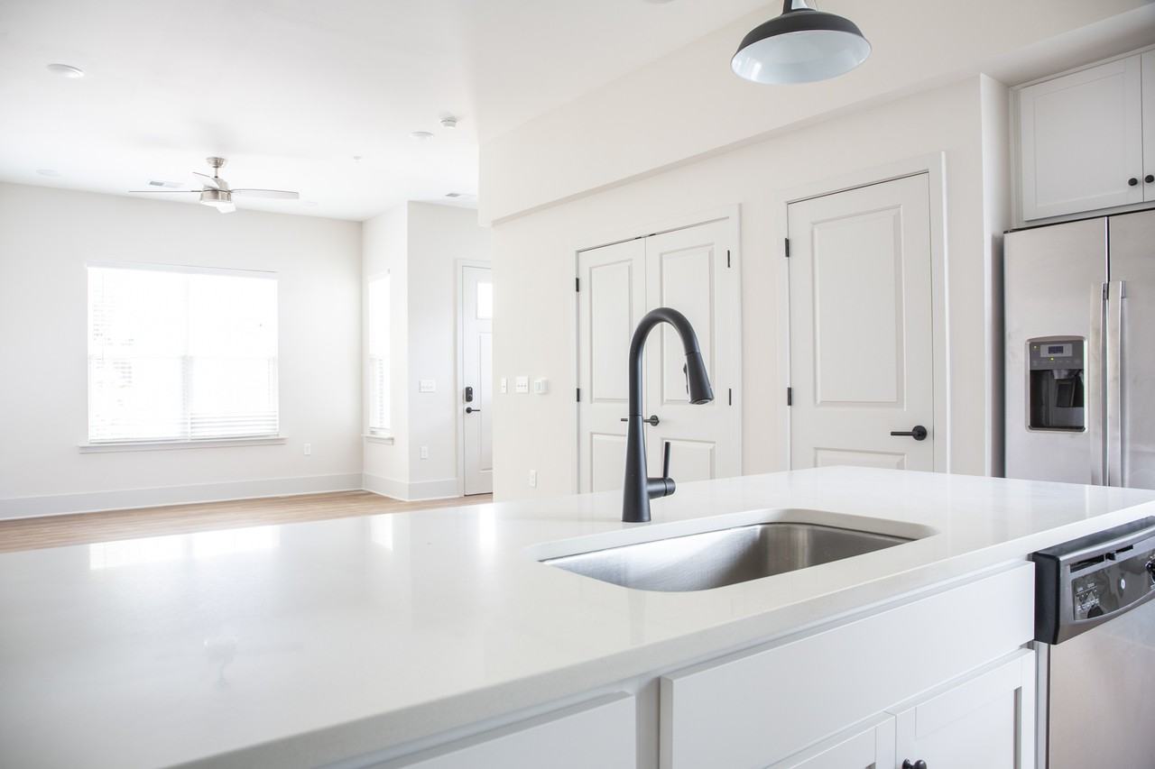 5022 Blake Catherine Ct #5022 - Photo 3 of 29