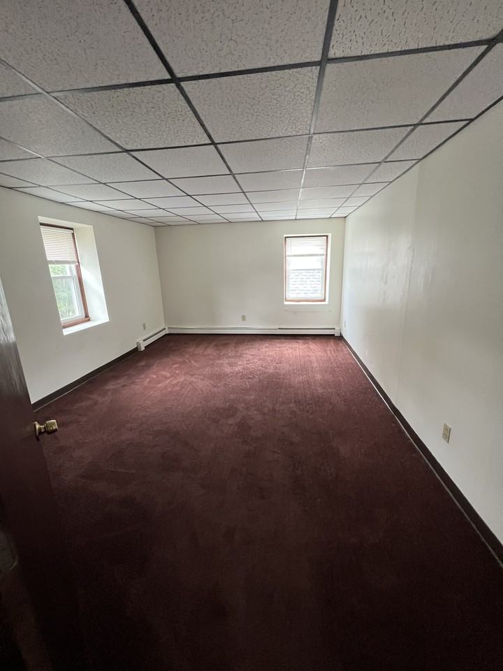 57 Bank St #7 - Photo 5 of 10