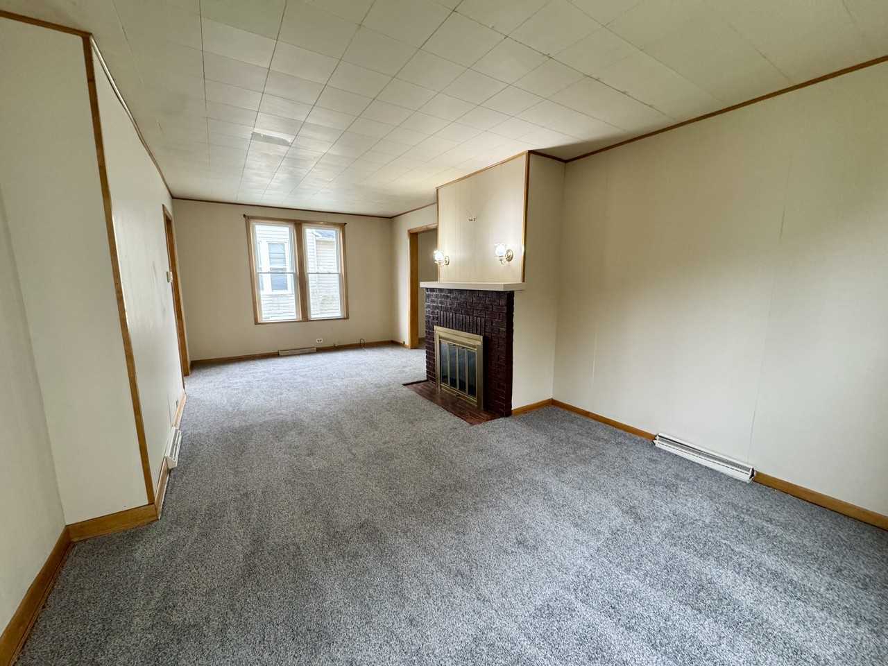 601 Lincoln Ave Nw #NA - Photo 7 of 19