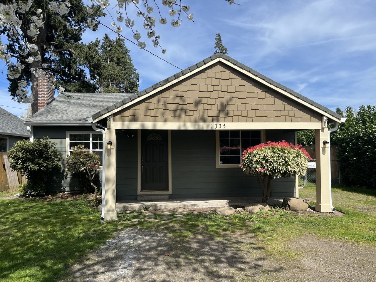 1335 G St #NA - Photo 3 of 5