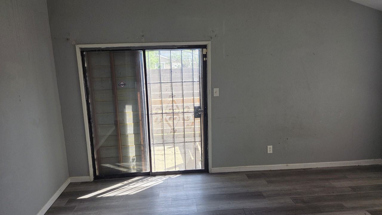 9519 Timberbluff Rd #NA - Photo 6 of 10