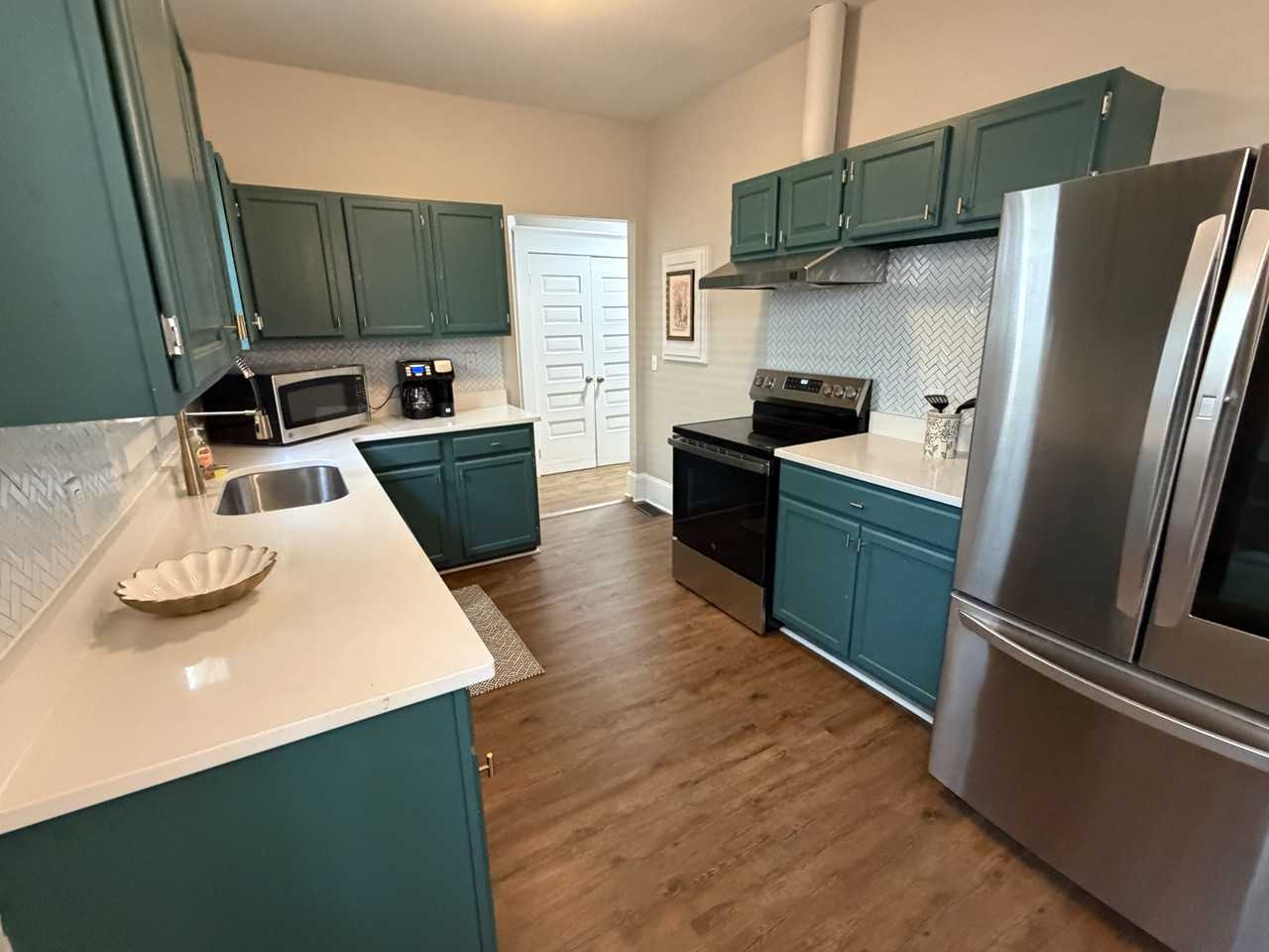 719 Abbeville St #A - Photo 6 of 19