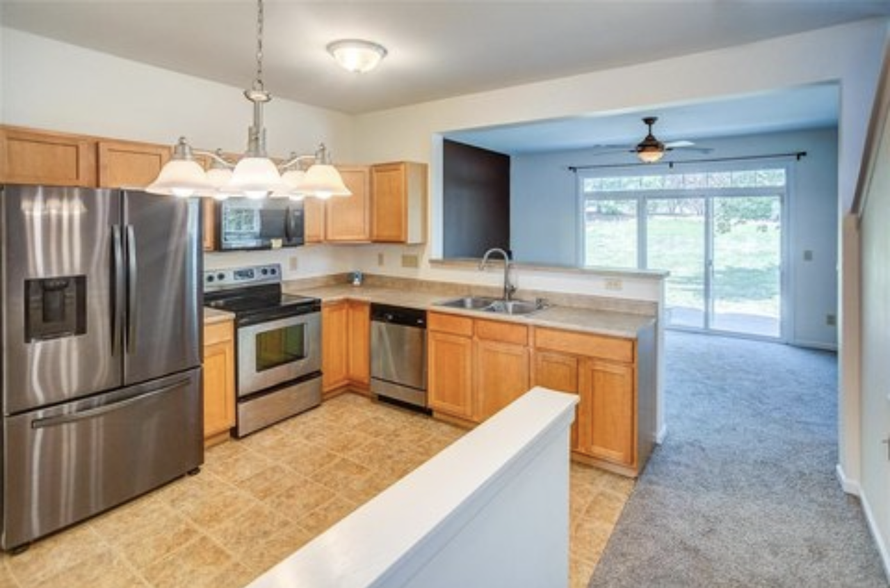 Celebration Park Cir #3028 - Photo 2 of 5