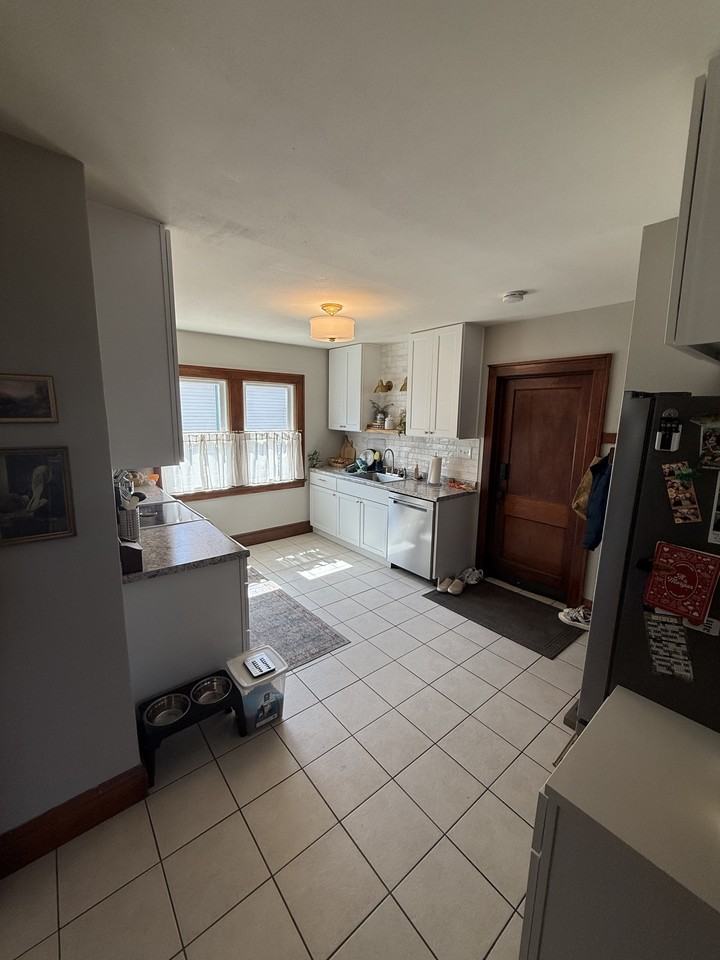 623 N 60th St - Photo 5 of 13