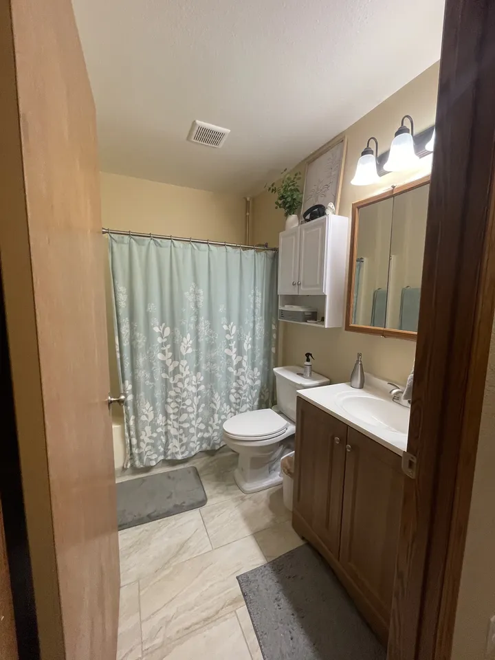 723 Washington St #3MIDTERM - Photo 6 of 10