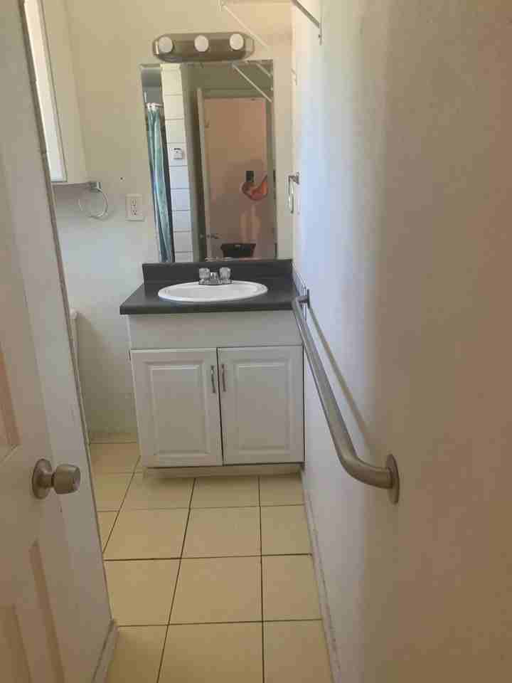 5314 W Sunset Hwy - Photo 6 of 9