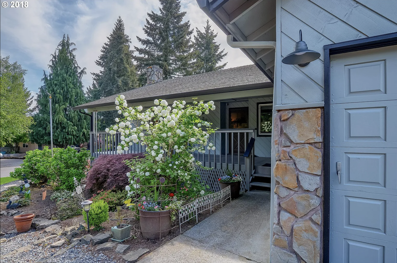 10511 Ne 38th Ct #NA - Photo 2 of 23