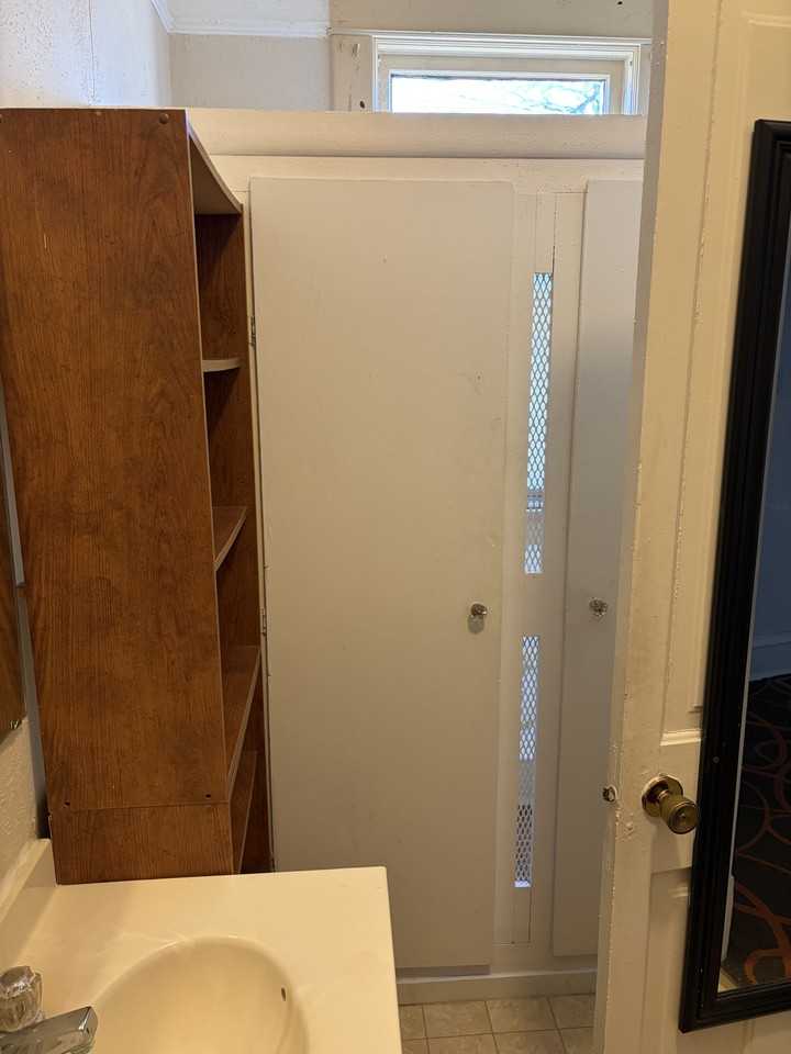 103 E 3rd St #2 - Photo 6 of 8