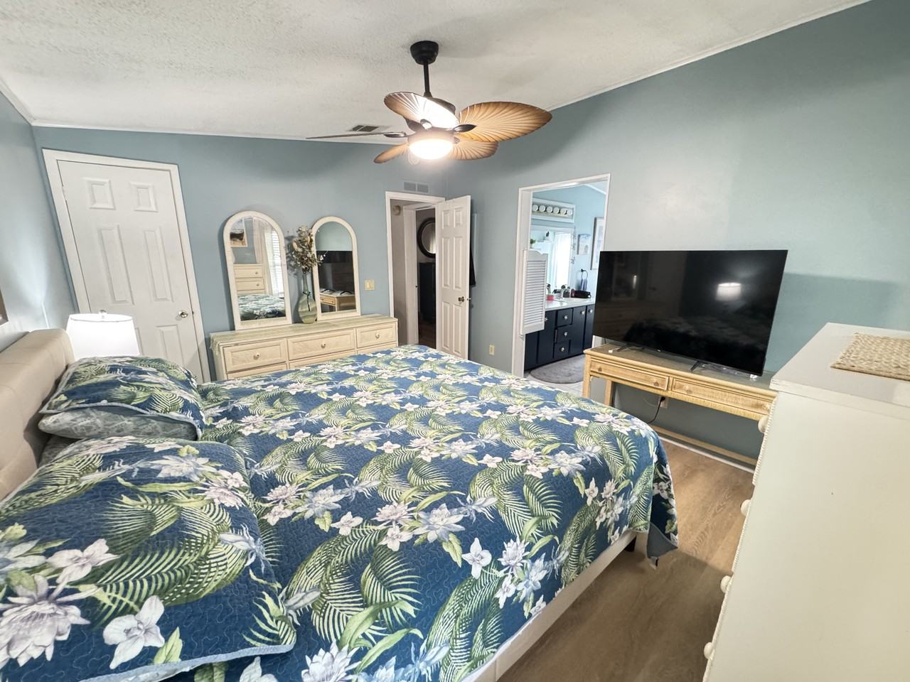 706 Oleander Cir #NA - Photo 3 of 30