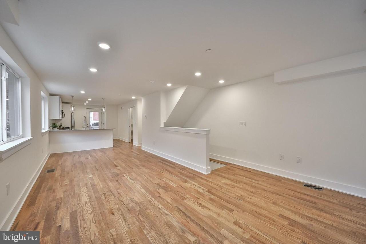 909 N 20th St #1 - Photo 6 of 18