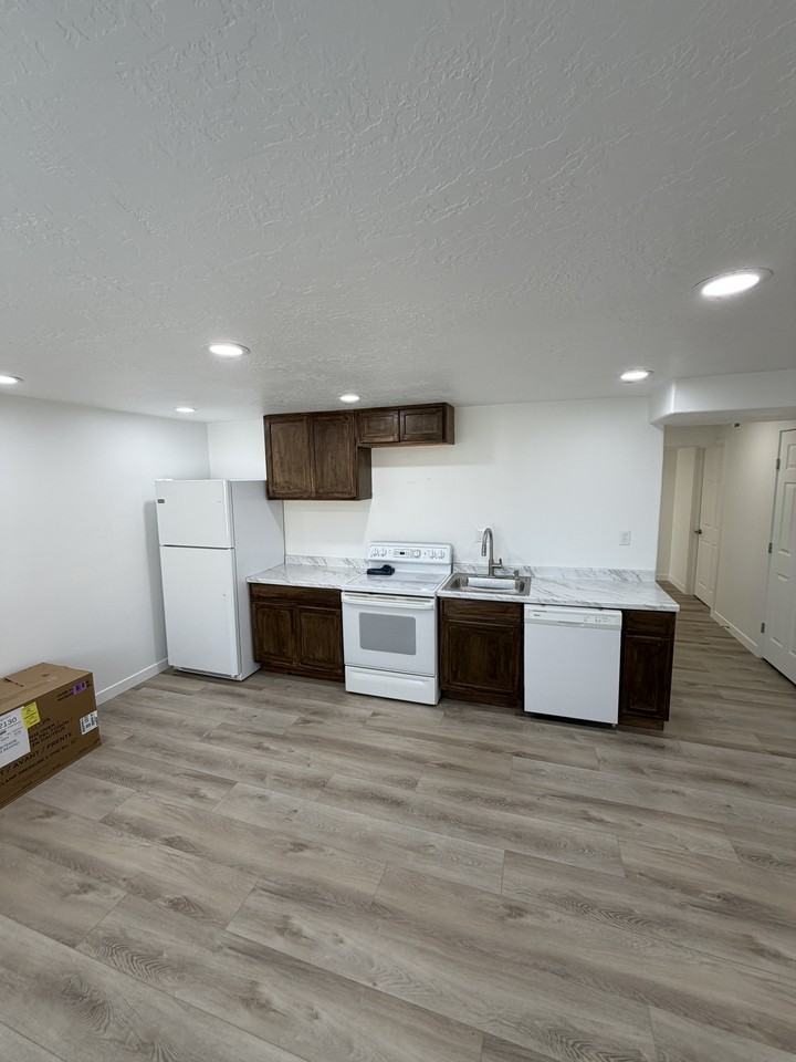 4122 E Sioux St - Photo 5 of 13