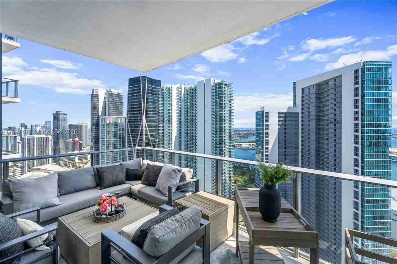 NE 1st Ave & NE 8th St - Photo 7 of 19