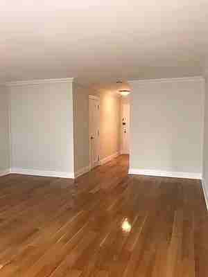 W 89th St #3H - Photo 7 of 9