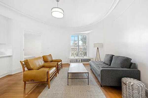 Broadway #11-92 - Photo 2 of 7