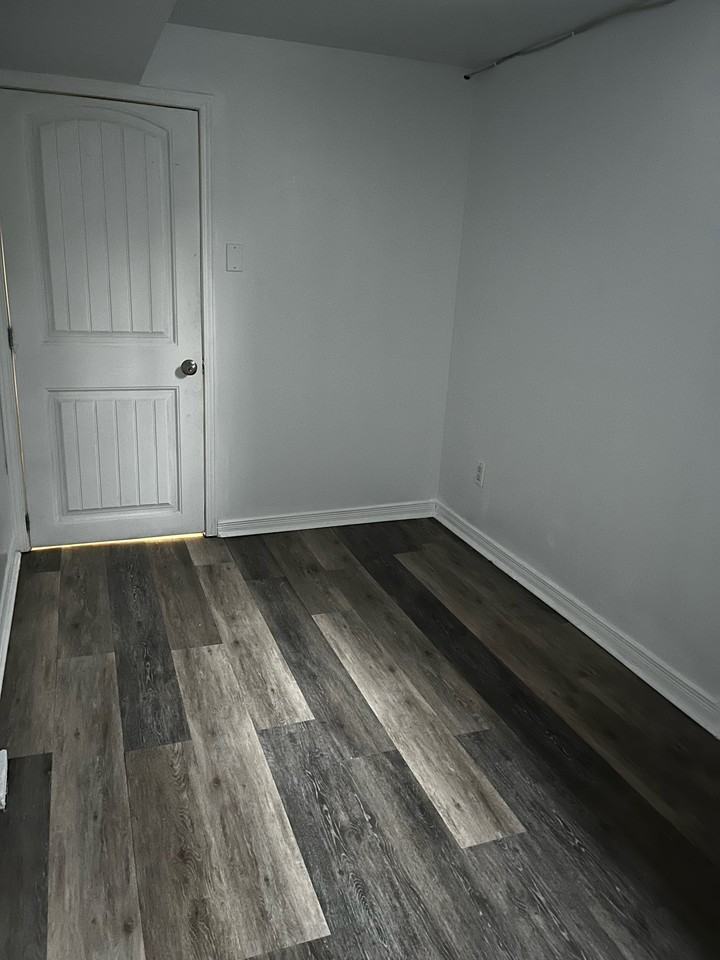 881 Maitland Avenue - Photo 7 of 8