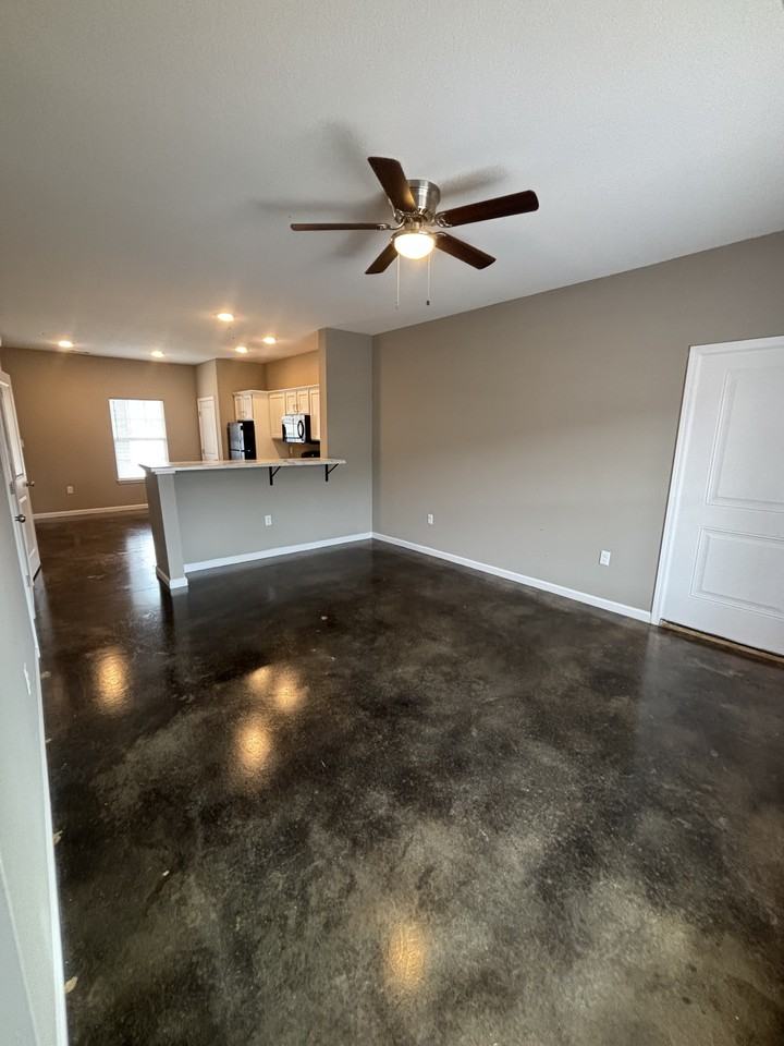 4320 Lazare #425 - Photo 3 of 16