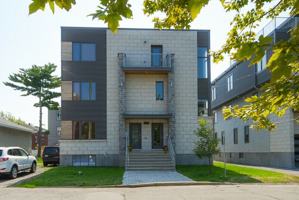 featured image of 44 Ontario St