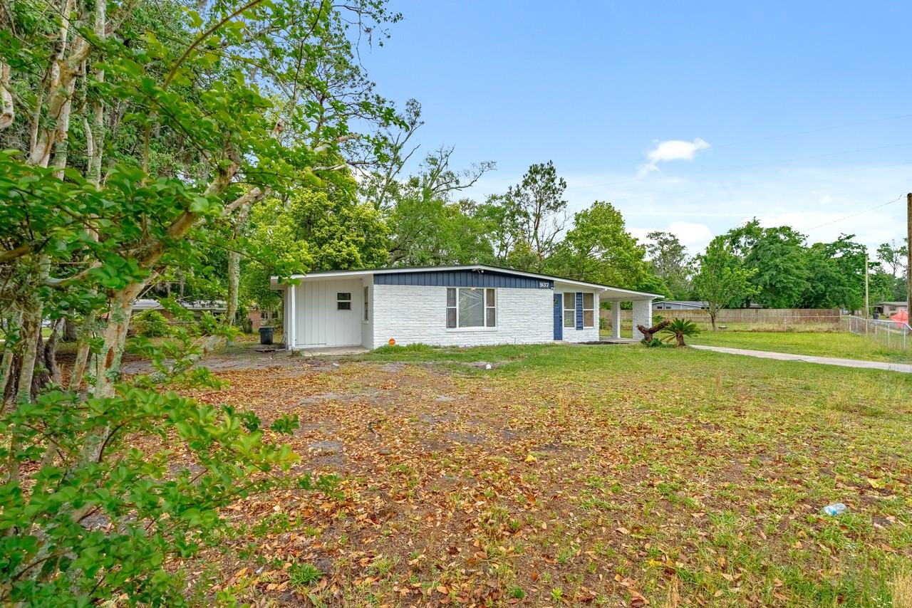 937 La Marche Dr #1 - Photo 6 of 31