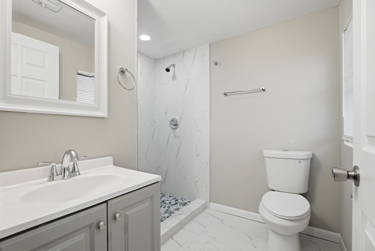 937 La Marche Dr #1 - Photo 7 of 31