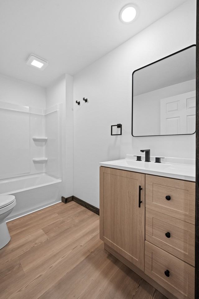 1400 Holmes Rd #B - Photo 7 of 9