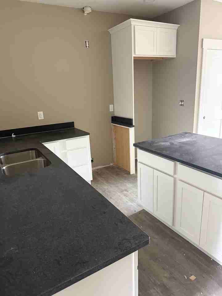 6290 Davis Creek Rd #1 - Photo 2 of 12