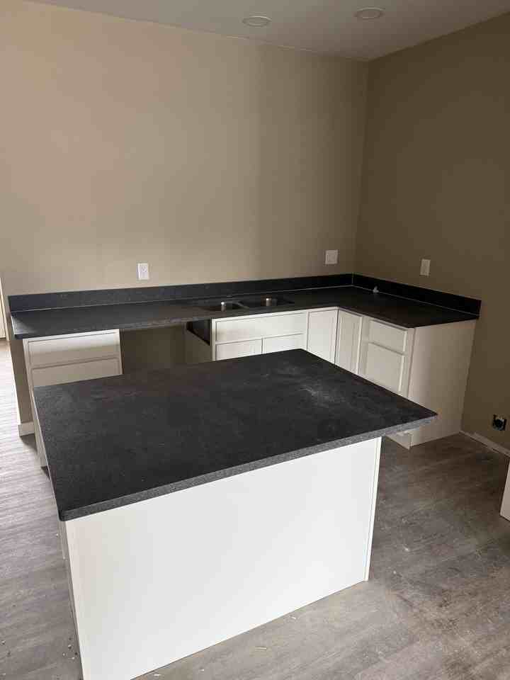 6290 Davis Creek Rd #1 - Photo 3 of 12