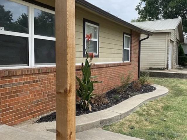 306 Oak St #1 - Photo 3 of 13