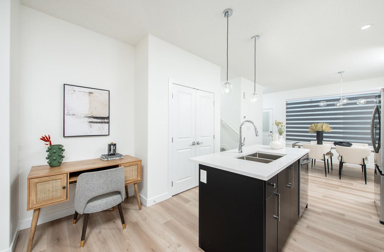 Jade Townhouses - Photo 7 of 38