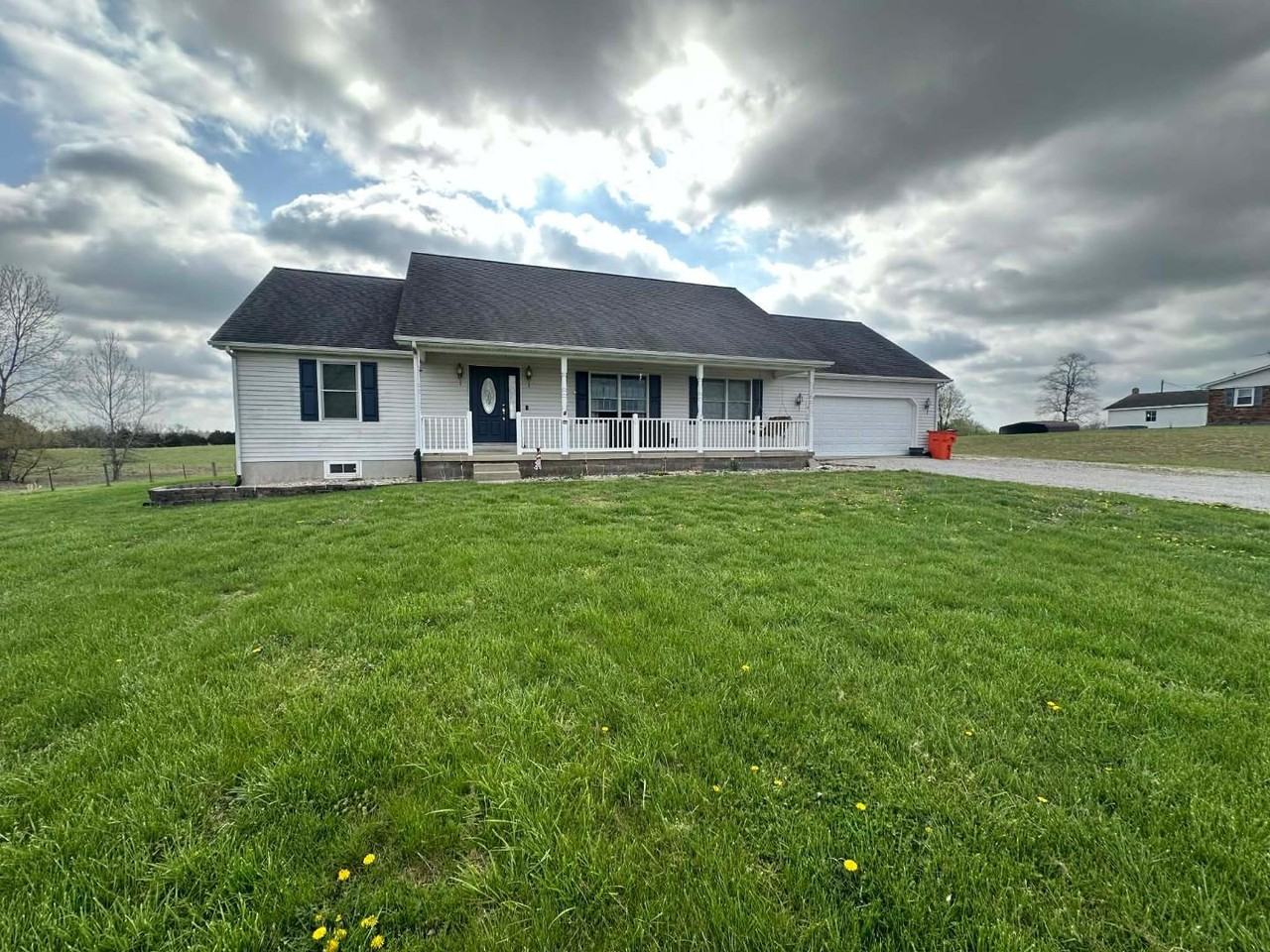 5136 N Long Grove Rd - Photo 2 of 11