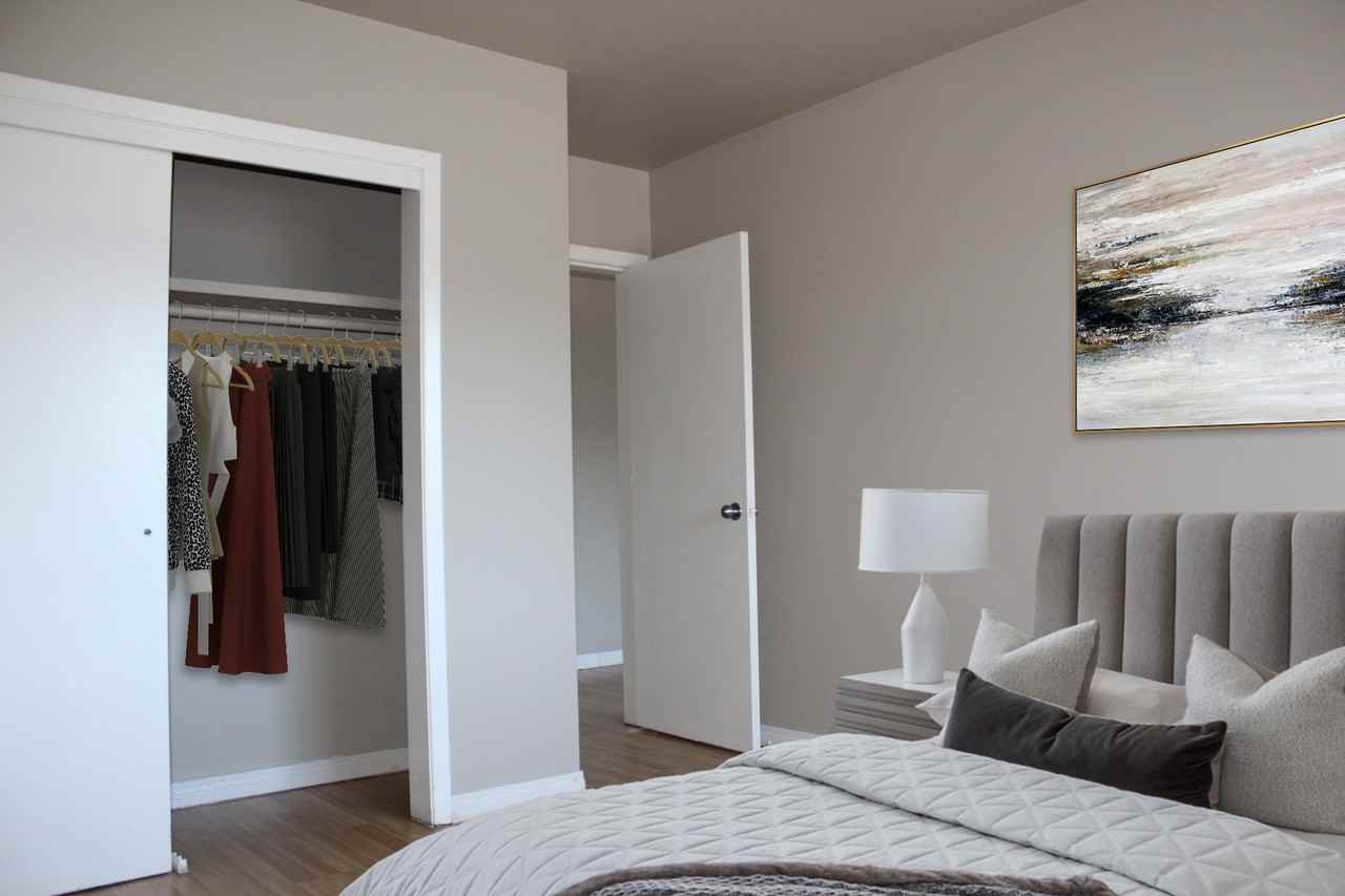 Ariel Apartments - Photo 3 of 7