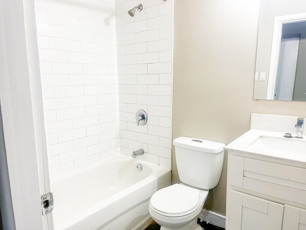 Rae 4110 - Photo 5 of 10