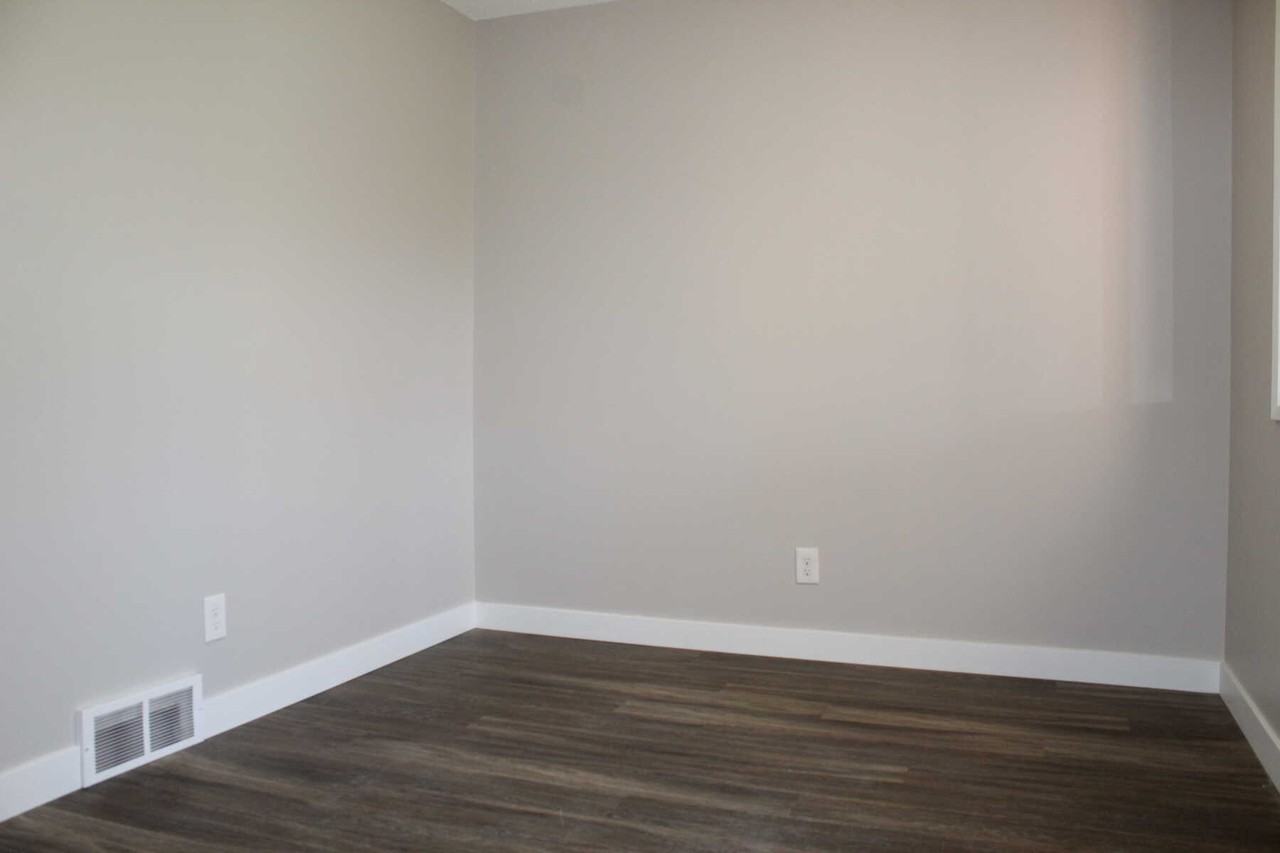 Bow River Townhomes - Photo 7 of 22