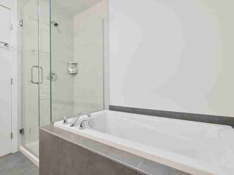 235-245 Cuvillier Street - Photo 7 of 12