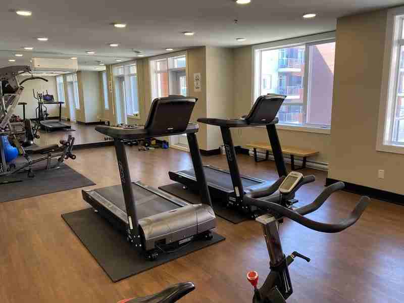 60 Cartier Street - Photo 6 of 11