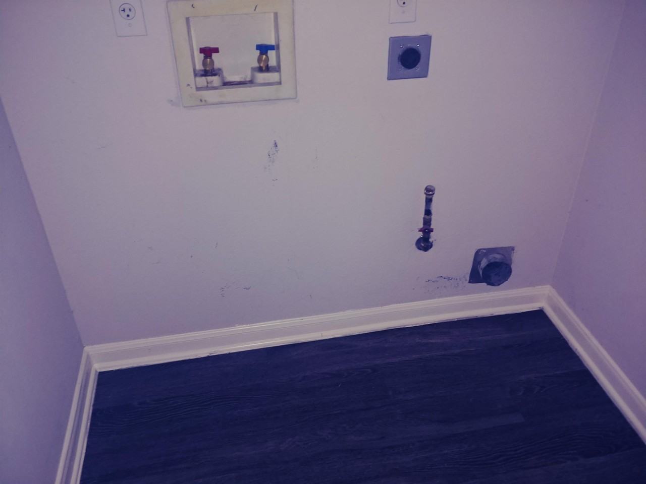 211 Wild Buffalo Dr #1 - Photo 2 of 14