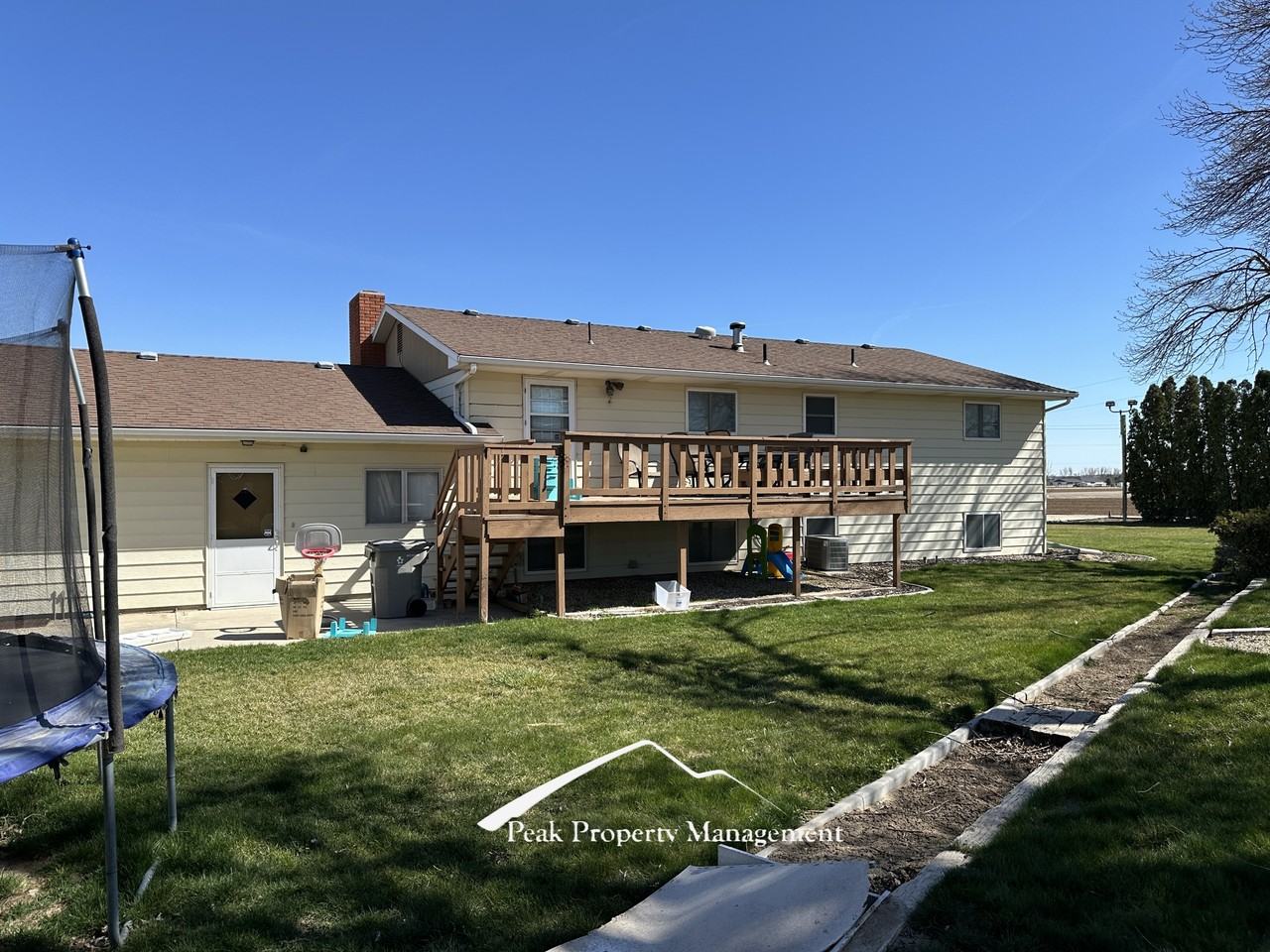 15049 Lake Ave #1 - Photo 4 of 30