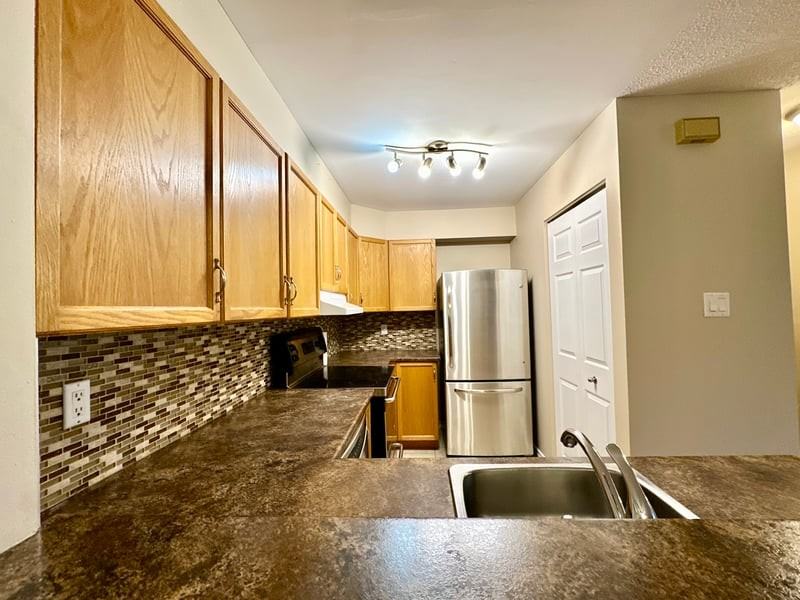 1795 Marsala Cres Unit 102 - Photo 4 of 14