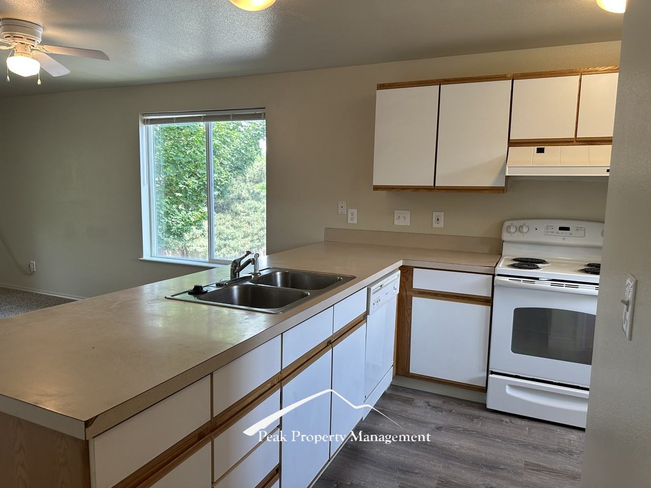 2555 N Workland Ln #202 - Photo 3 of 13