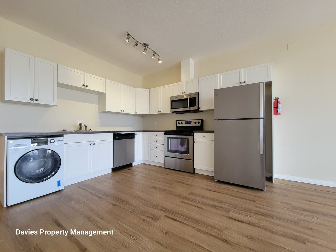 4834 49 St - Photo 2 of 6