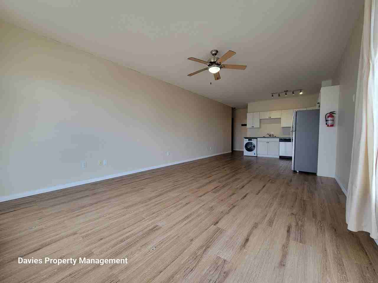 4834 49 St - Photo 3 of 6
