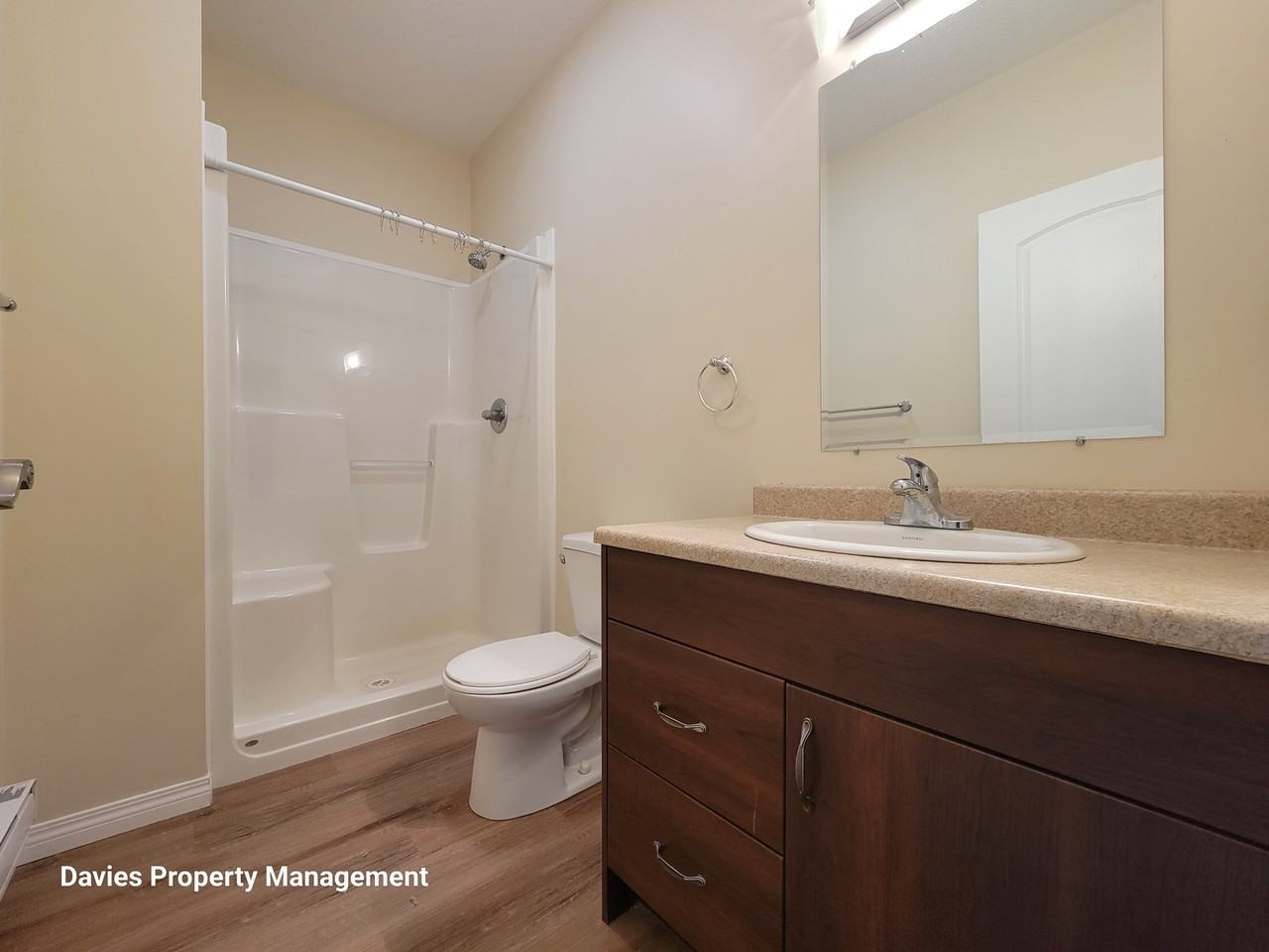 4834 49 St - Photo 5 of 6