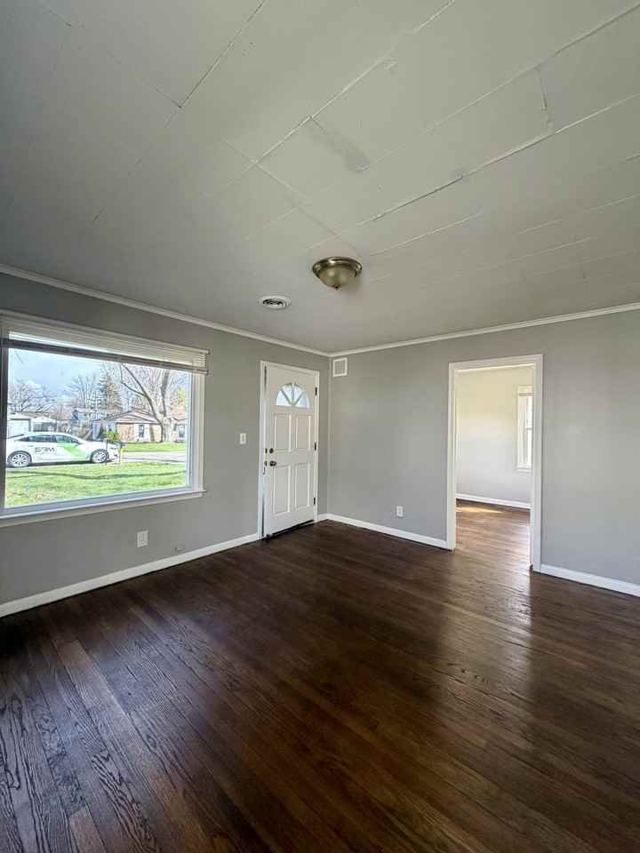 15396 Buck St #1 - Photo 2 of 11