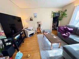 featured image of 711 S Dickinson St #3