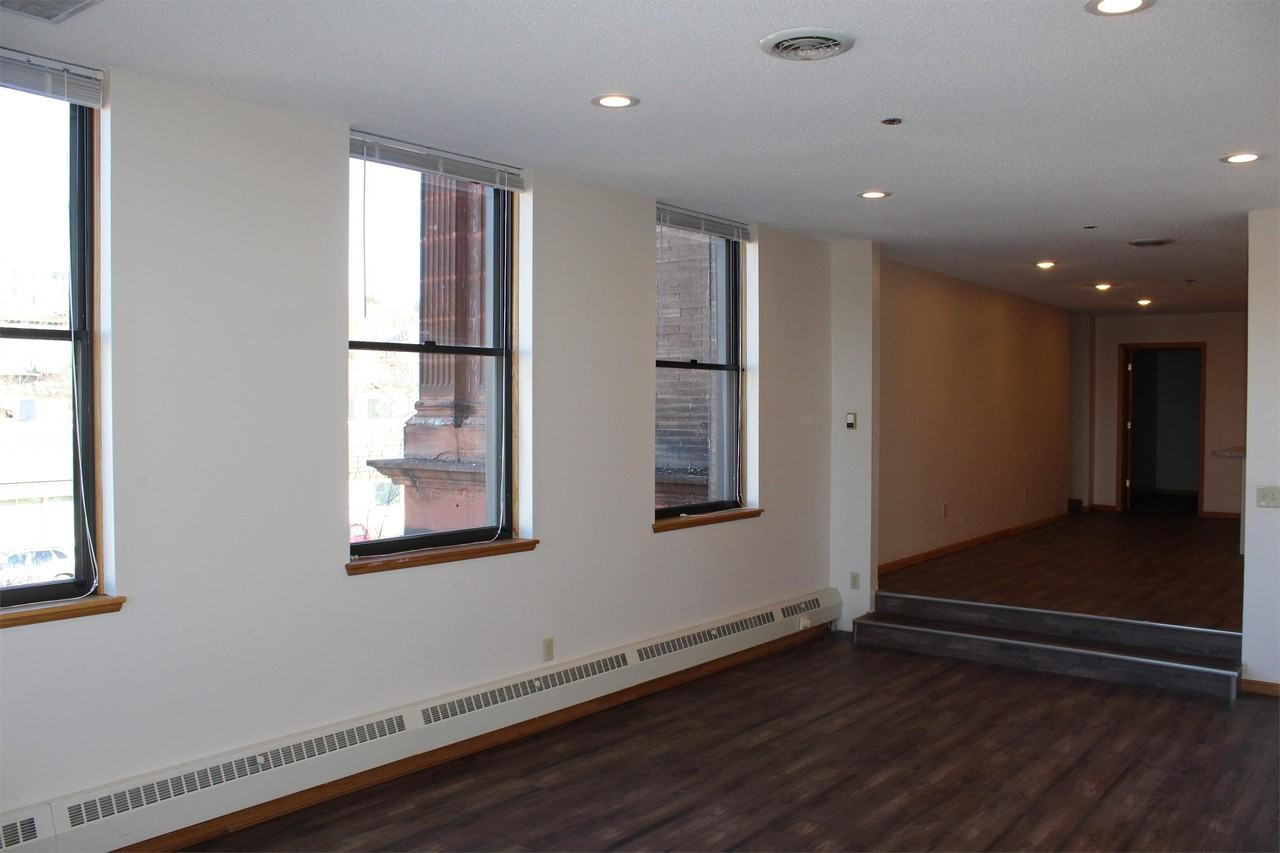 916 E 3rdApartment- 202 #202 - Photo 3 of 17