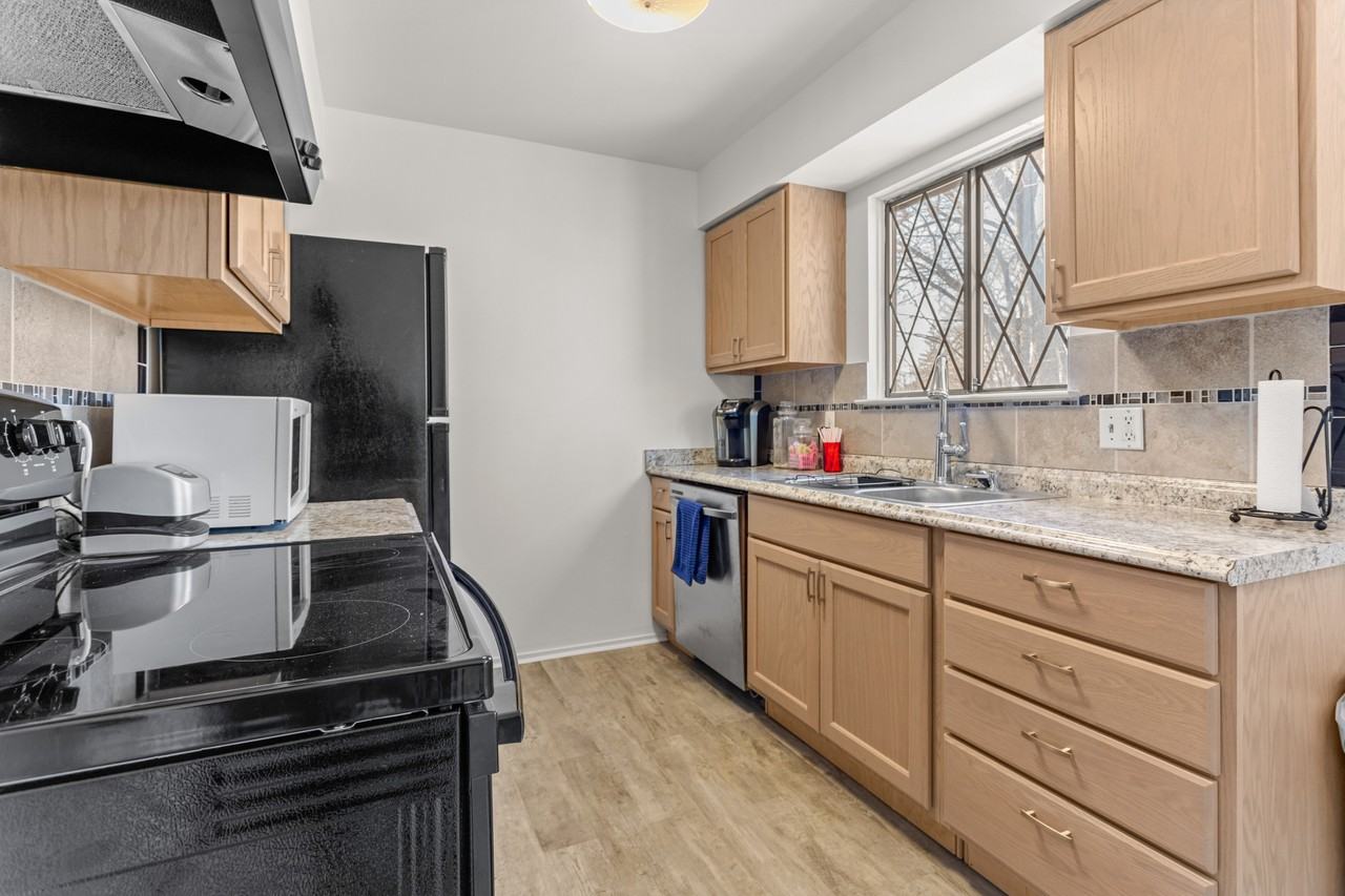 3755 Heritage Pkwy #3755A - Photo 3 of 14