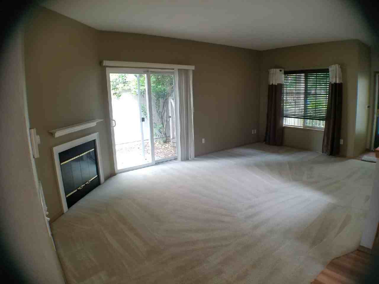 8717 Wallingford Ln Ne #1 - Photo 5 of 6