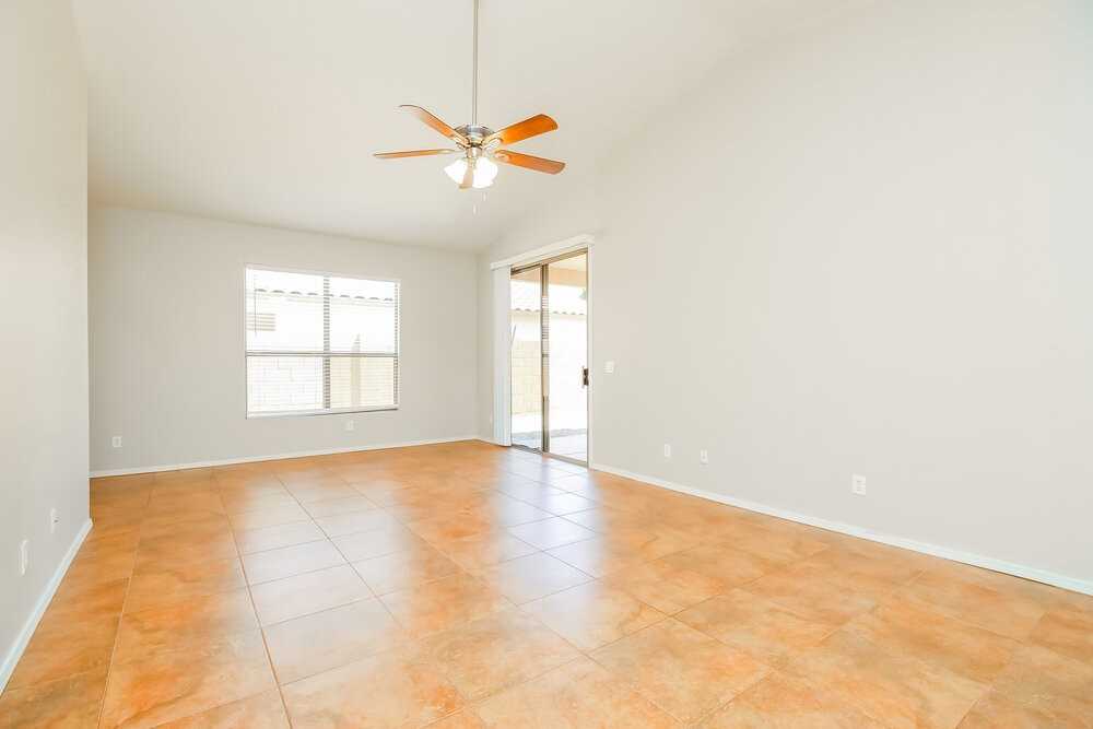 9909 E Onza Ave - Photo 3 of 16