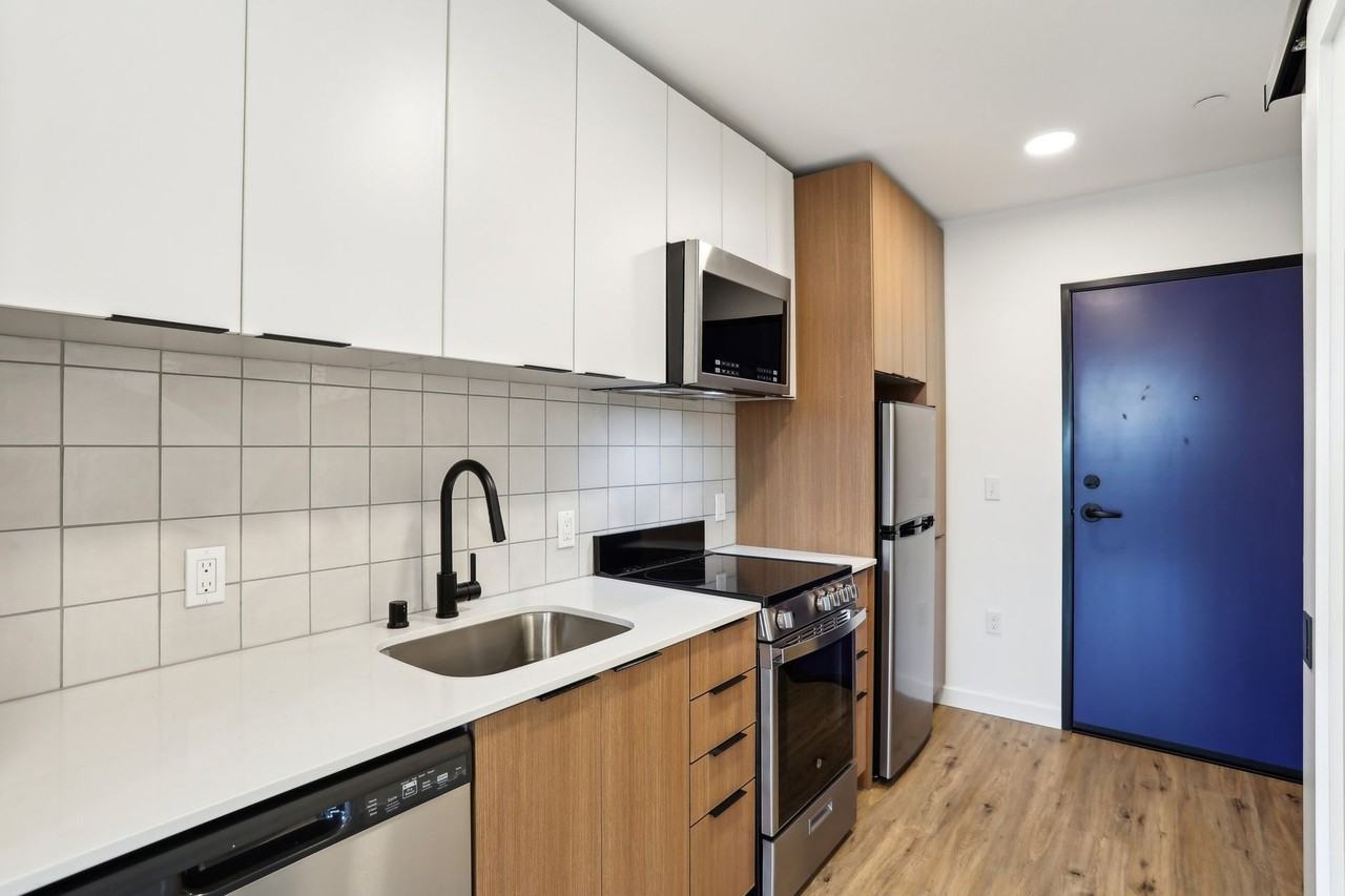 Carrick - Photo 4 of 12